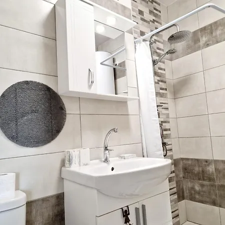 Papaya Aparthotel 4*