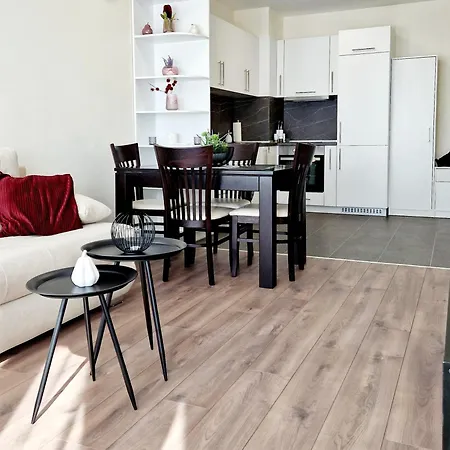 Apartmanhotel Papaya *