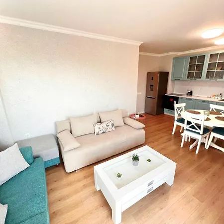 Aparthotel Papaya Warna